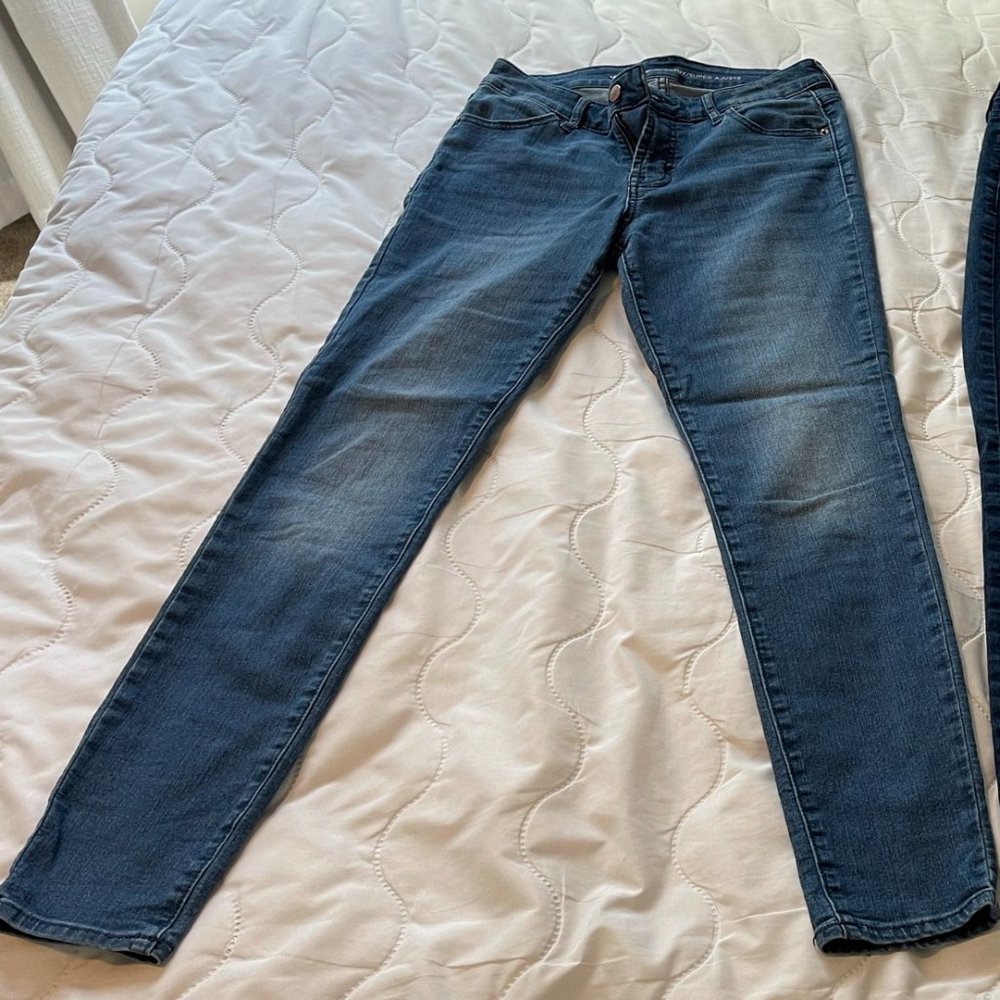 Old Navy Women's Super Skinny Jeans - Sz 4